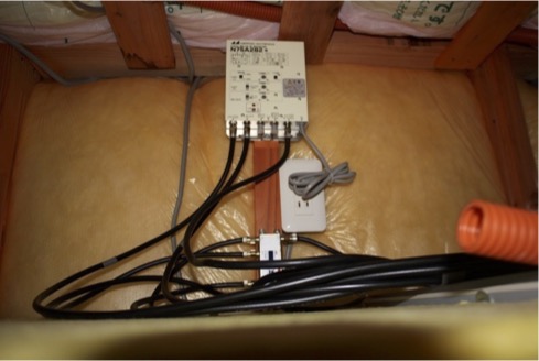 共聴設備とブースターのイメージ